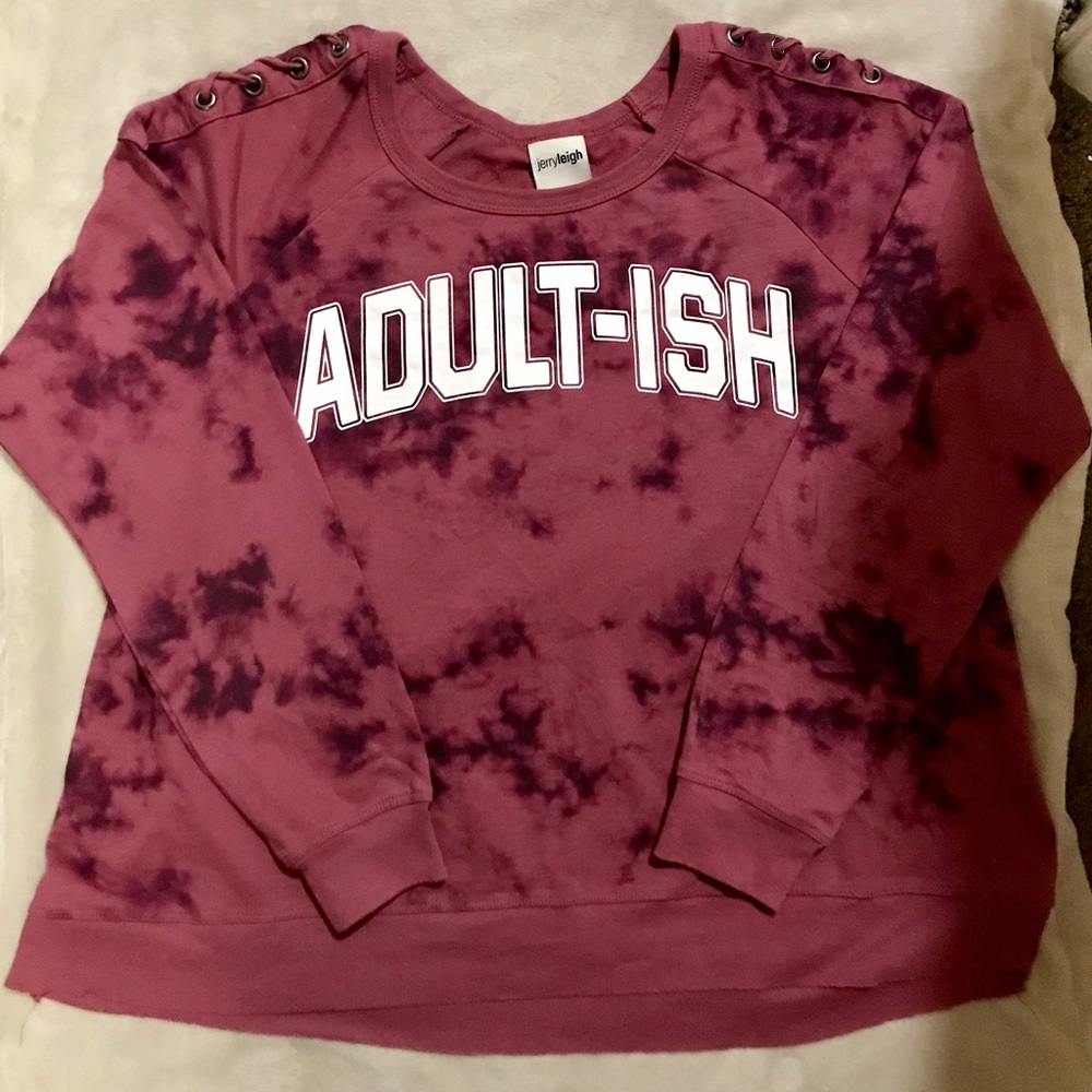 Adult-ish Juniors XL 15-17 Sweater